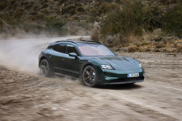Porsche Taycan Cross Turismo 2024: Anmeldelse af elektrisk stationcar Foto 1