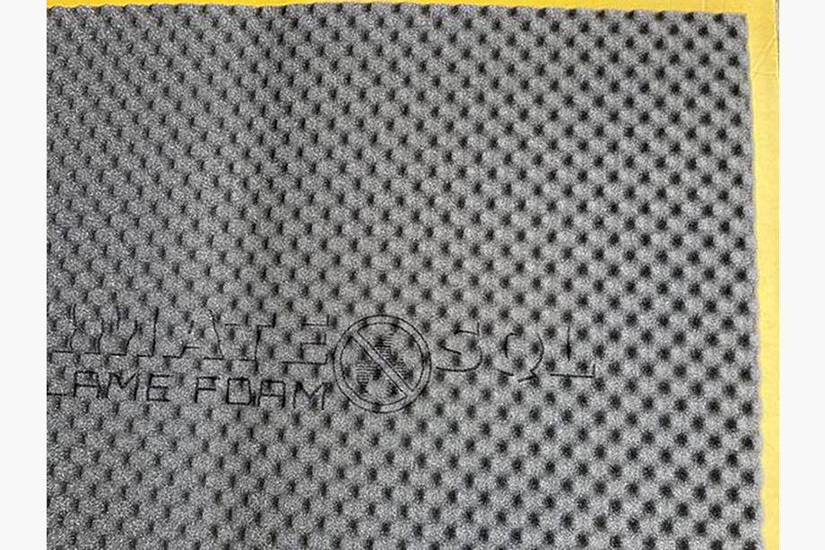 Brandhæmmende lydabsorberende plade SQL NF 15 Non flam Foam 15 mm (75x100 cm) Foto 2