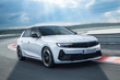 Opel Astra L GSe: Sportslig hybrid-hatchback foto 3