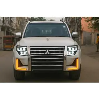 Forreste kofanger LXR Mitsubishi Pajero Wagon IV 2006–2021 foto 1