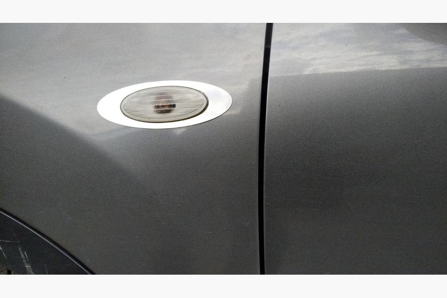 Nissan Qashqai 2010–2014 Kromrammer til blinklys (2 stk., rustfrit stål) Image