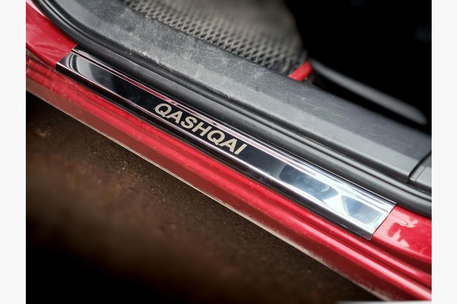 Nissan Qashqai 2007–2010 Dørtrinslister (Carmos V1, 4 stk., rustfrit stål) Image