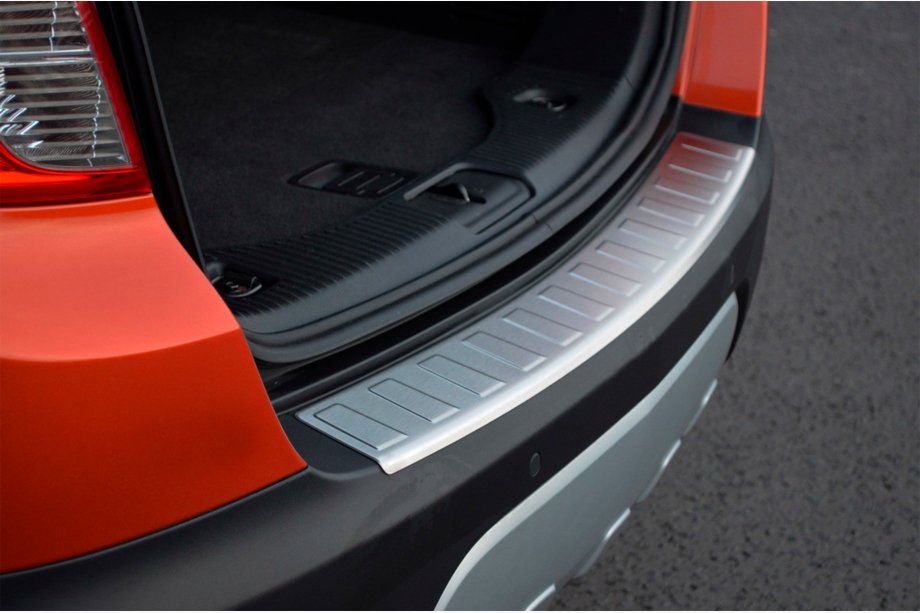 Chevrolet Trax 2012–2023 Krom bagkofangerbeskytter OmsaLine (rustfrit stål) Image