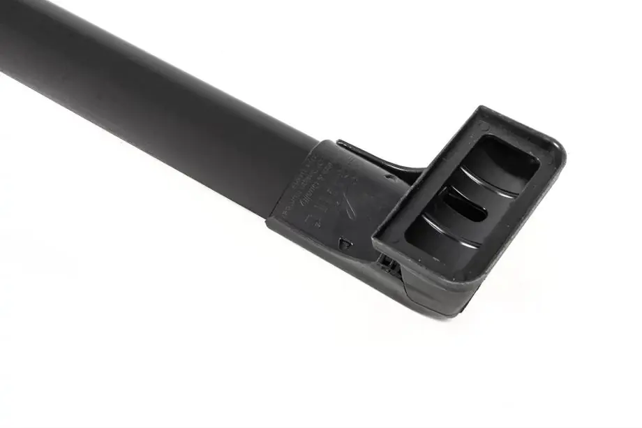 Mazda 6 2008–2012 Lastbøjler til faste monteringspunkter, låsbare Wingbar V3 (2 stk.) Foto 10