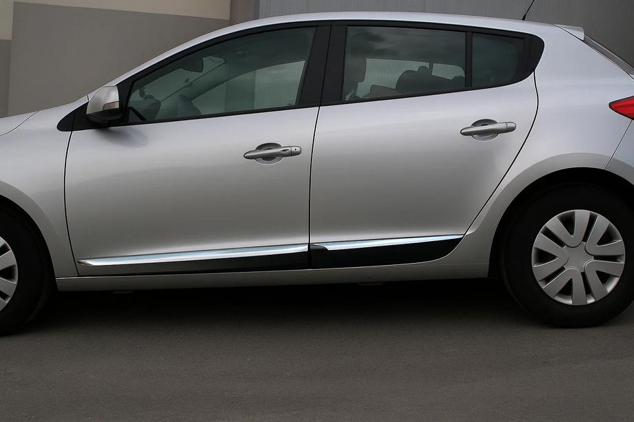 Renault Megane III 2009–2016 Dørmolding (HB, 4 stk., rustfrit stål) Image