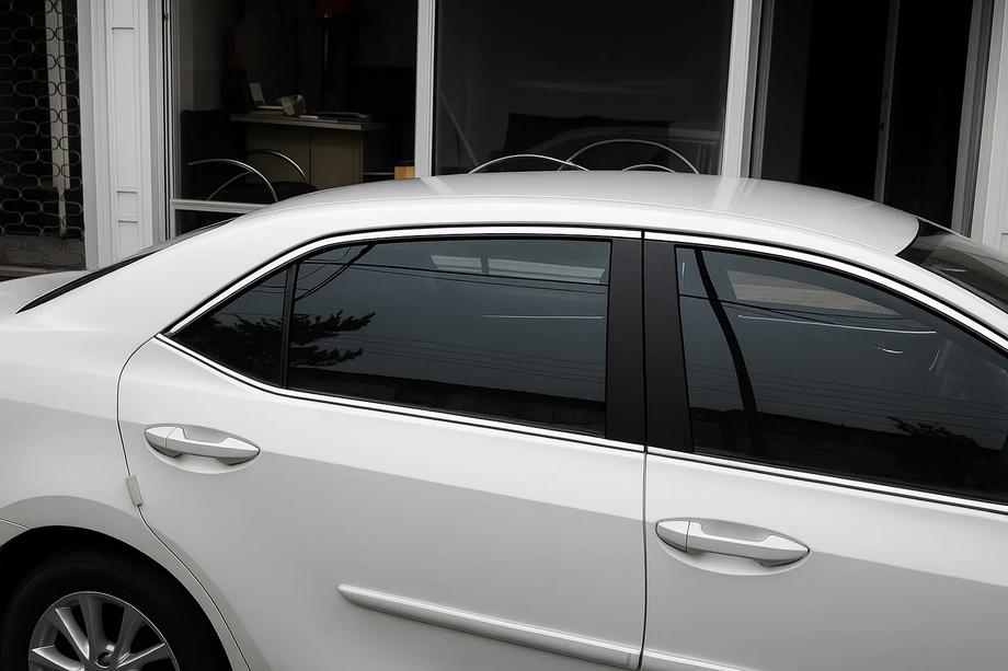 Toyota Corolla 2013–2019 Øvre kantliste (4 stk., rustfrit stål) Image