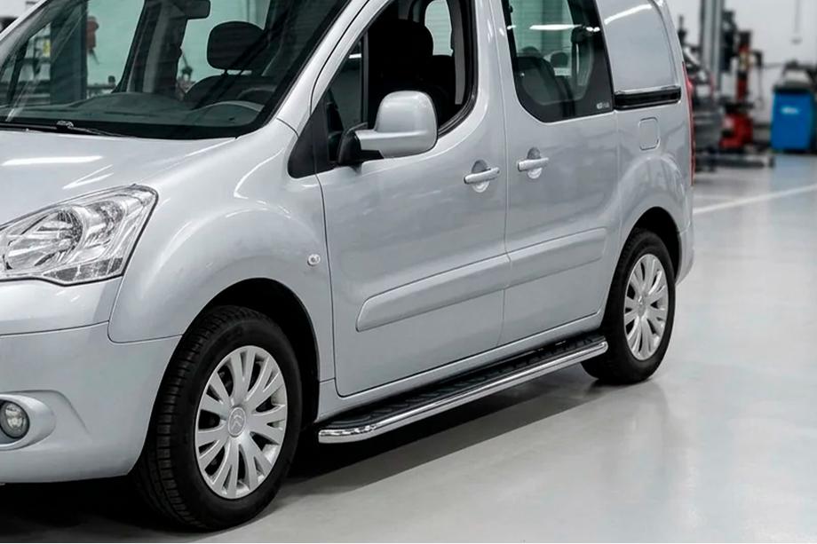 Peugeot Partner Tepee 2008–2018 Maydos V1 sidetrin (2 stk., aluminium ↗ rustfrit stål) Image