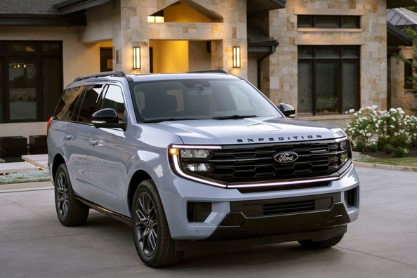 Test af Ford Expedition V 2025: stor SUV til store opgaver