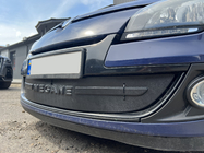 Renault Megane III 2009–2016 Vinterafdækning til kølergrill (2009-2013, nederste) Mat foto 4
