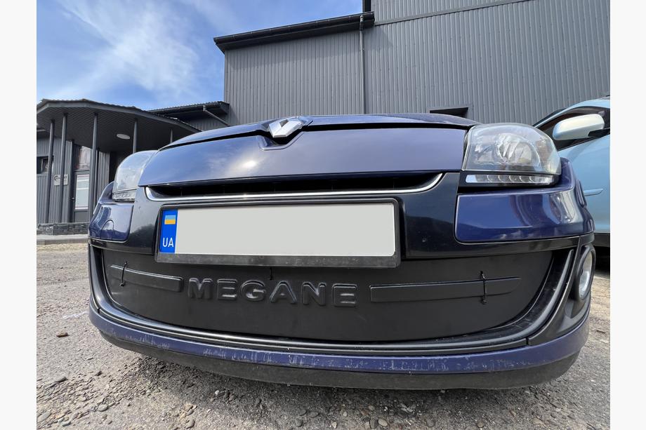 Renault Megane III 2009–2016 Vinterafdækning til kølergrill (2009-2013, nederste) Foto 5