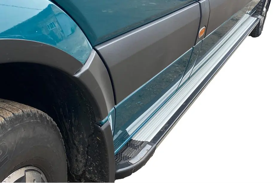 Mercedes Sprinter W906 2006–2018 Sidetrin Rainbow (2 stk., aluminium) Image