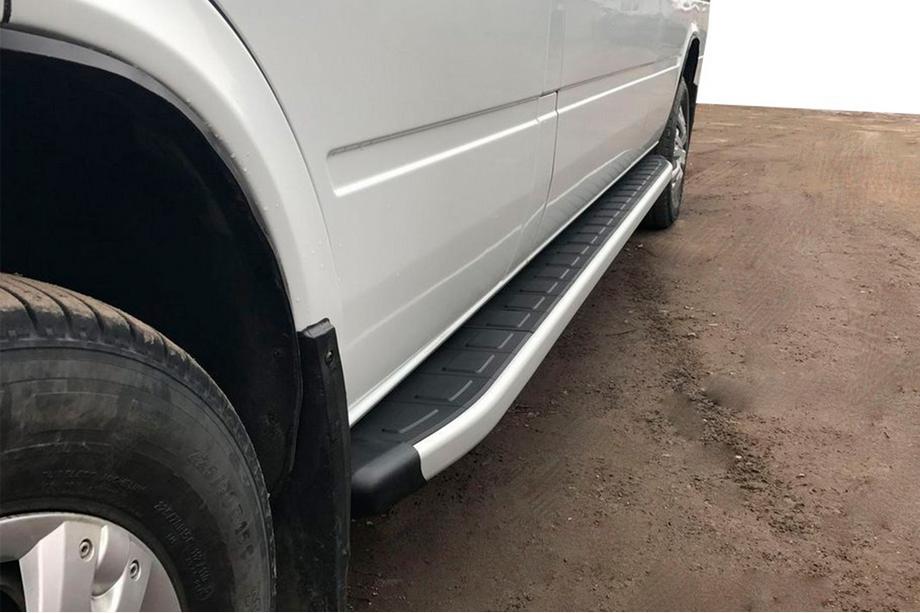 Mercedes Sprinter W901/902/903/904/905 1995–2006 Fullmond sidetrin (2 stk., aluminium) Image