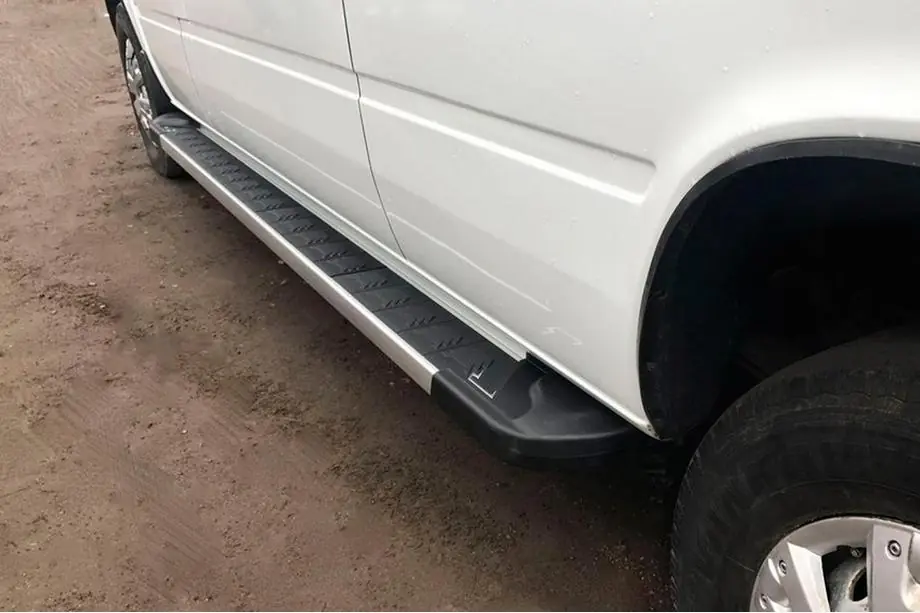 Volkswagen LT 1995–2006 RedLine V1 sidetrin (2 stk., aluminium) Image