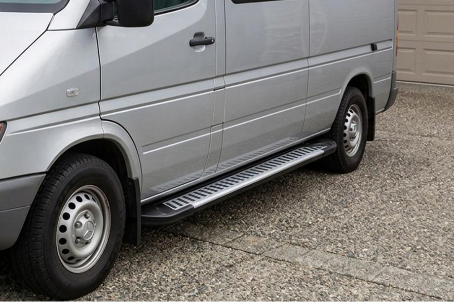 Volkswagen LT 1995–2006 Sidetrin Line (2 stk., aluminium) Image
