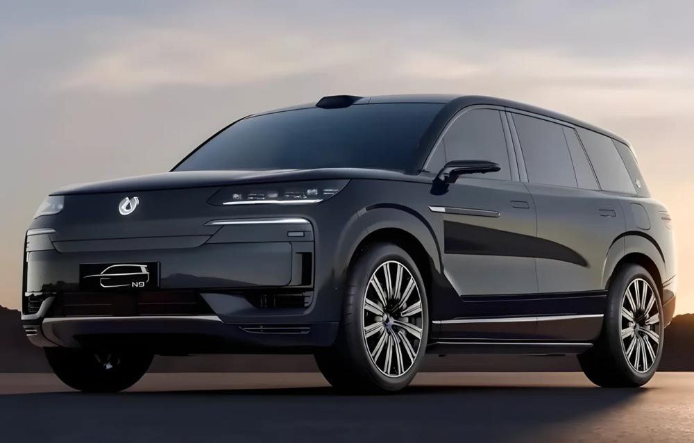 Denza N9 EV 2025: Anmeldelse af den elektriske SUV