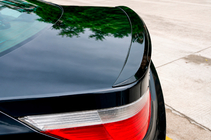 BMW 5-serie E60/E61 2003–2010 M5-style spoiler (sort højglans) foto 1
