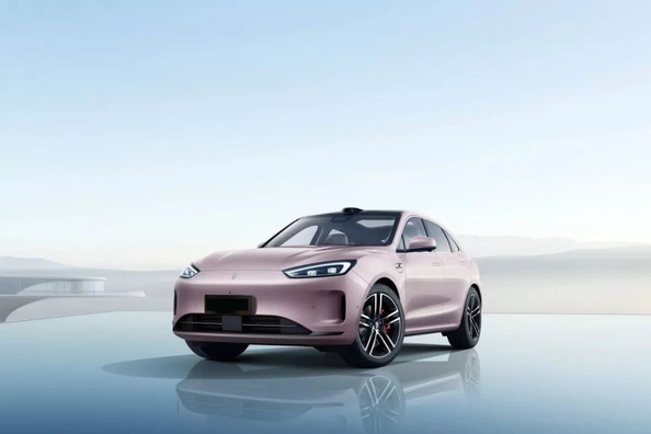 Test af den elektriske Aito M5 EV 2025