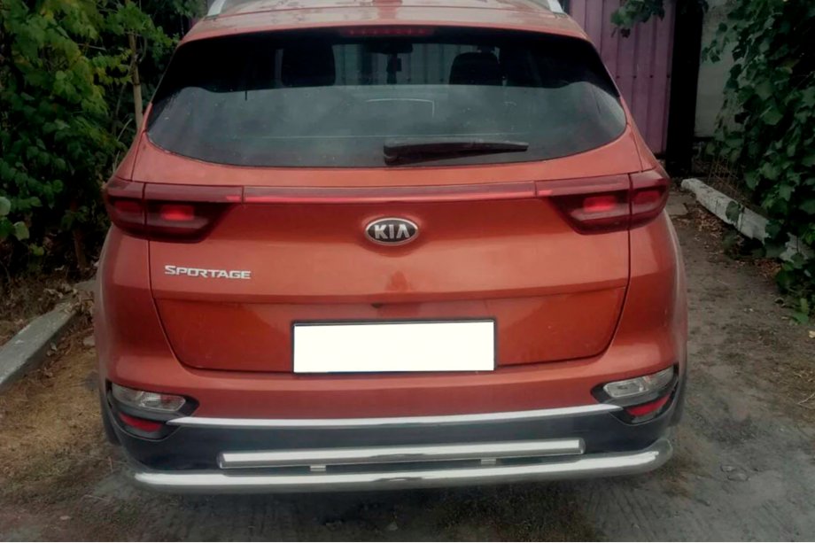 Kia Sportage 2015–2021 Bagkofangerbeskyttelse AK002-2 (rustfrit stål) Image