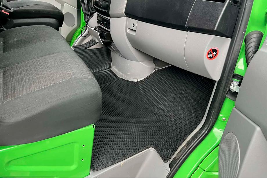 Mercedes Sprinter W906 2006–2018 Gummimåtter Carsuit V1 (Sorte) Foto 2