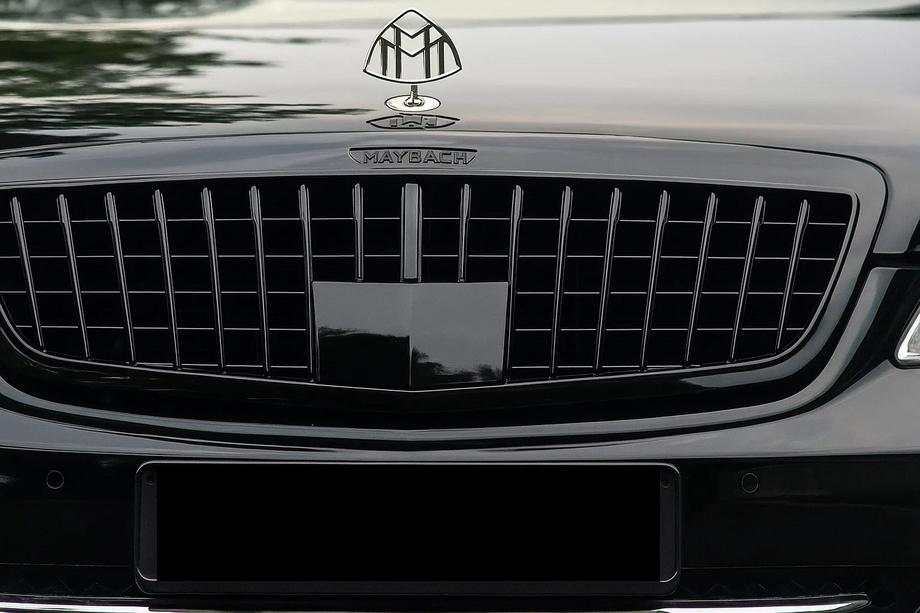 Mercedes S-Klasse W221 2005–2013 Kølergrill Maybach Black (2009-2013) Image
