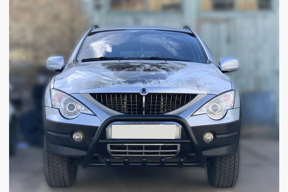 SsangYong Kyron 2005–2014 Kængurugitter Black WT003 (rustfrit stål) Image