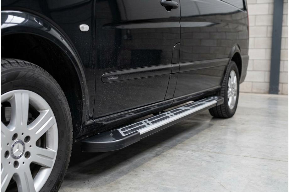 Mercedes Viano 2004–2014 Sunrise sidetrin (2 stk., aluminium) Image