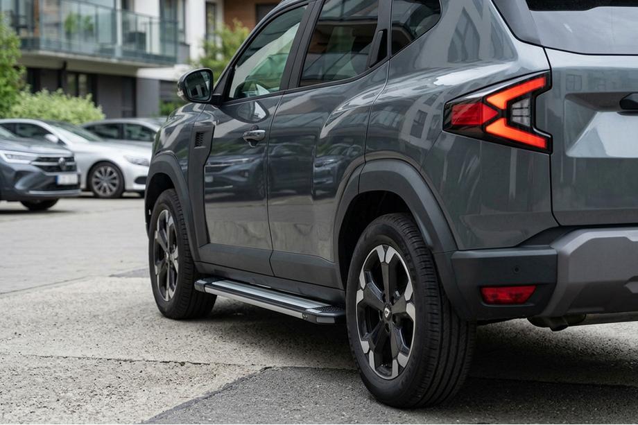 Dacia Duster 2024– Rainbow sidetrin (2 stk., aluminium) Image