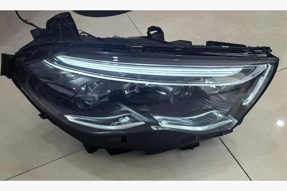 Mercedes E-class W214 2023– LED-forlygter (2 stk.) Image