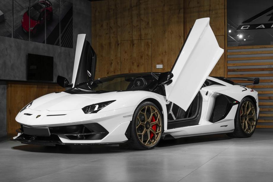Lamborghini Aventador 2011–2022 Karrosserisæt SVJ Carbon Image