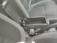 Renault Clio IV 2012–2019 Armlæn V1 til kopholder foto 2
