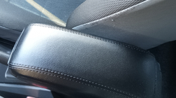 Seat Ibiza 2010–2017 Armlæn (til kopholder) foto 5