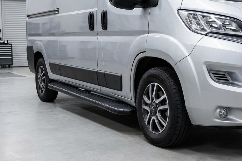 Citroen Jumper 2007–2025 Sidetrin Bosphorus Black (2 stk., aluminium) Image