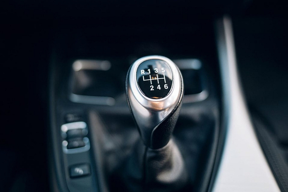 Kan man udskifte gearknoppen i bilen?