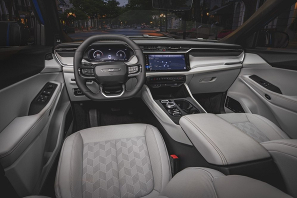 Test af Jeep Cherokee 2025 (6. generation): Legenden vender tilbage Foto 5