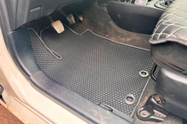 Toyota Yaris 2010–2020 Carsuit ДВС gummimåtter til kabinen (Sorte) foto 4