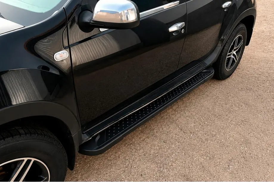 Dacia Duster 2008–2018 Allmond Black sidetrin (2 stk., aluminium) Image