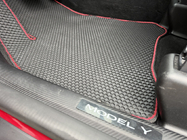 Tesla Model Y 2020– Gummimåtter Carsuit (2020-2024, sorte) foto 16