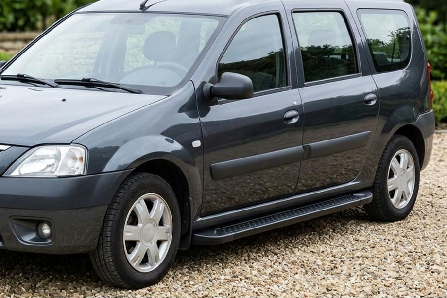 Dacia Logan MCV 2004–2014 Allmond Black sidetrin (2 stk., aluminium) Image