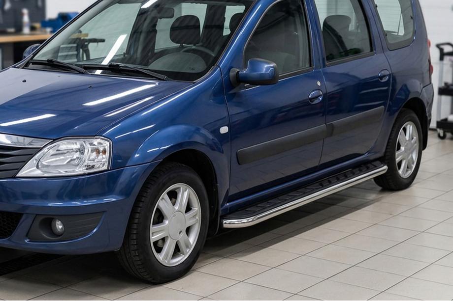 Dacia Logan MCV 2004–2014 Maydos V1 sidetrin (2 stk., aluminium ↗ rustfrit stål) Image