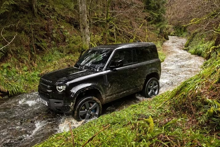 Sådan vælger du en offroad-bil: guide til eventyrere