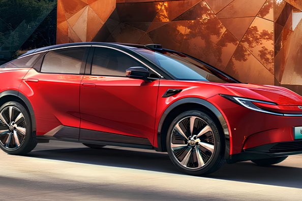 Toyota bZ5 2025 test: Specifikationer, udstyr og billeder
