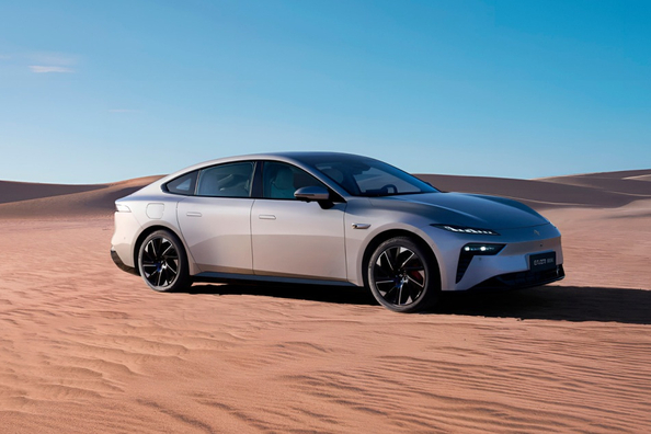 Test af liftbacken Dongfeng Eπ 007