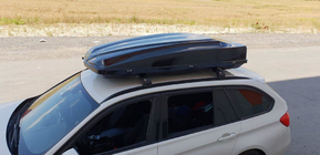 BMW 5-serie F10/F11 2010–2016 Tagbøjler (tværstænger) til integrerede tagrælinger, låsbare WingCarrier V2 (2 stk.) Sort foto 18