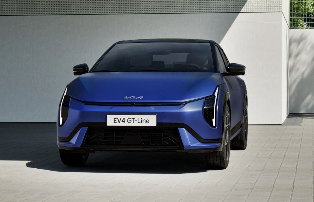 Test af den elektriske sedan Kia EV4 2025