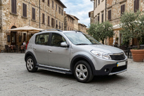 Renault Sandero 2007–2013 Duru sidetrin (2 stk., aluminium) foto 1