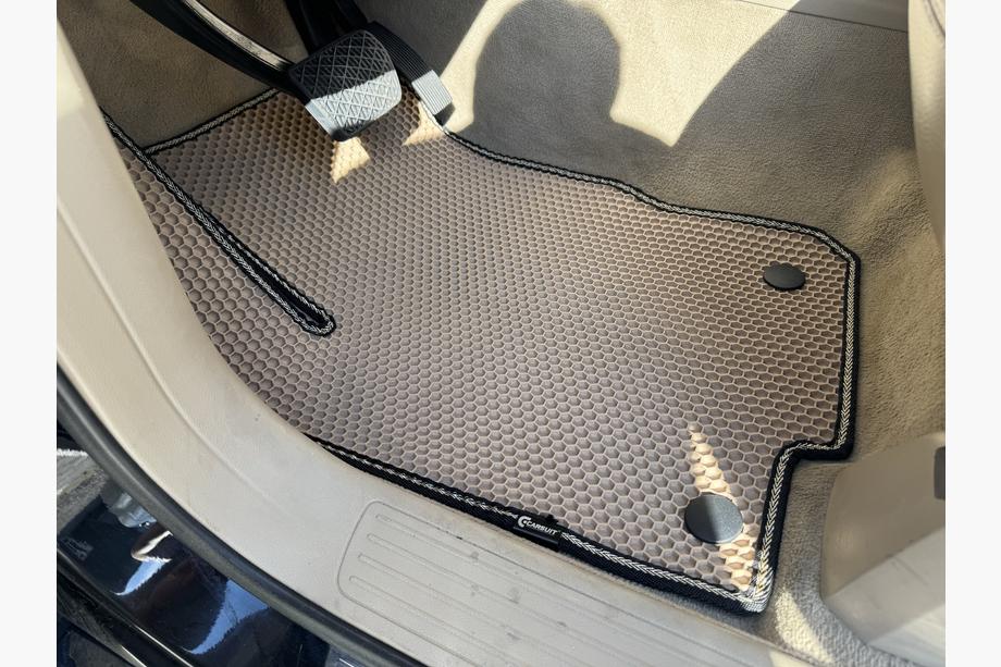 Mercedes GLE/ML Klasse W166 2011–2018 Gummimåtter Carsuit (Beige) Image