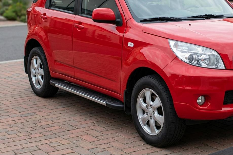 Daihatsu Terios 2006–2017 Duru sidetrin (2 stk., aluminium) Image