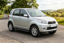 Daihatsu Terios 2006–2017 Sidetrin Bosphorus Black (2 stk., aluminium) foto 1