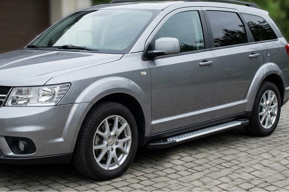 Fiat Freemont 2011–2016 Sidetrin Allmond Grey (2 stk., aluminium) Image