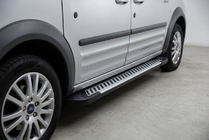 Ford Connect 2006–2009 Sidetrin Line (2 stk., aluminium) foto 1